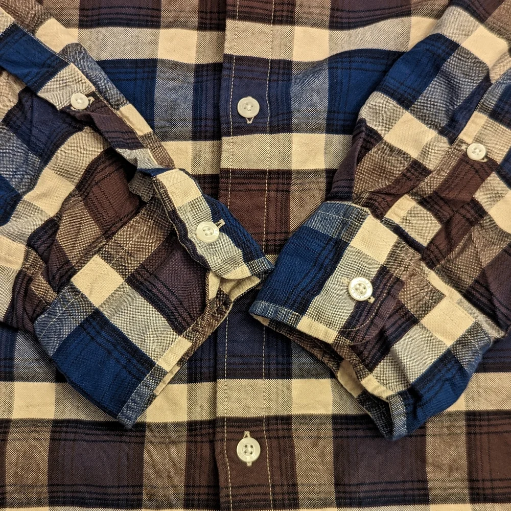 J Crew Oxford slim cut long sleeve plaid flannel shirt, size medium